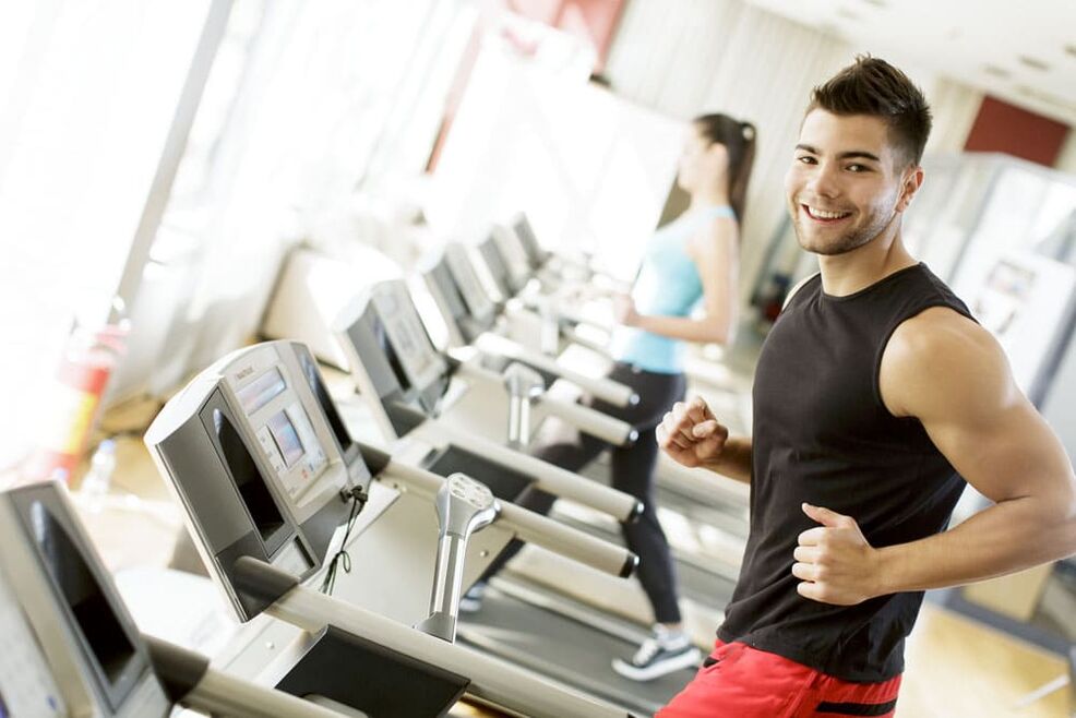 心血管锻炼将帮助男人加速血液循环。